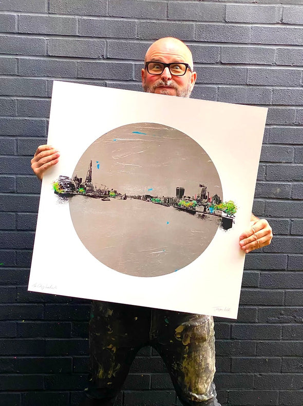 Jayson Lilley - 'Walking Around Tower Bridge' (EXCLUDED FROM SMOKING HOT 25% OFF)
